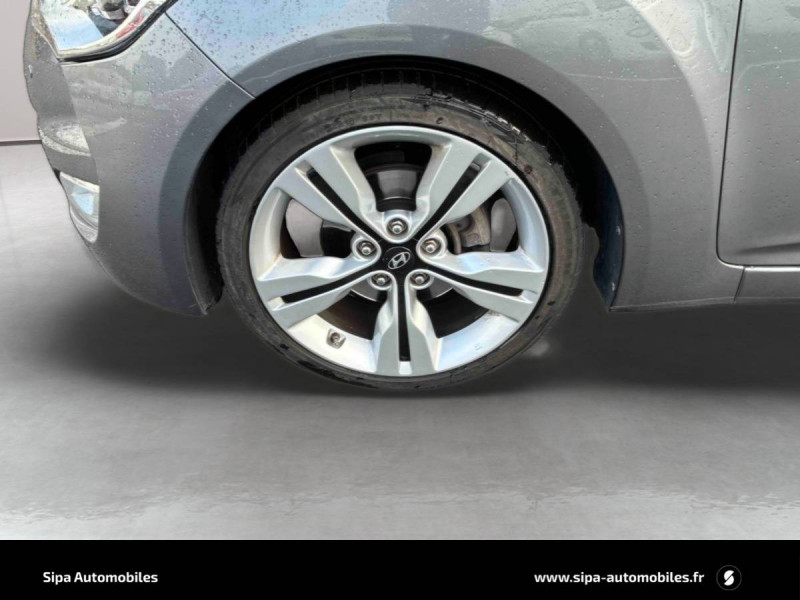 Hyundai Veloster Veloster 1.6 GDI 140 Pack Sensation DCT-6 4p 2012 - photo n°11 Hyundai Veloster Veloster 1.6 GDI 140 Pack Sensation DCT-6 4p  occasion à Toulouse - photo n°11