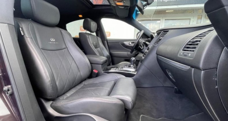 Infiniti FX FX50 QX70 5.0l 390ch S PREMIUM AWD Toit Ouvrant Sièges Chauf 2009 - photo n°6 Infiniti FX FX50 QX70 5.0l 390ch S PREMIUM AWD Toit Ouvrant Sièges Chauf  occasion à Étampes - photo n°6