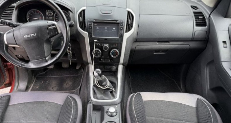 Isuzu D-Max 1.9 DDI 164CH SPACE PLANET A-C 4X4 2017 - photo n°3 Isuzu D-Max 1.9 DDI 164CH SPACE PLANET A-C 4X4  occasion à FUVEAU - photo n°3