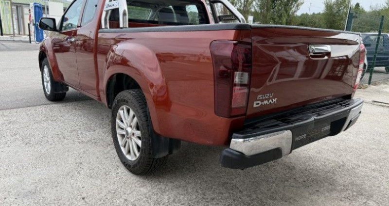 Isuzu D-Max 1.9 DDI 164CH SPACE PLANET A-C 4X4 2017 - photo n°2 Isuzu D-Max 1.9 DDI 164CH SPACE PLANET A-C 4X4  occasion à FUVEAU - photo n°2