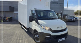 Iveco DAILY occasion 2019 mise en vente à Chateaubernard par le garage LM EXCLUSIVE CARS - photo n°1