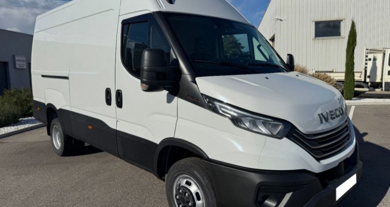 Iveco DAILY FOURGON 35C18 180CV 3L L3H2 12M3 2025 Iveco DAILY FOURGON 35C18 180CV 3L L3H2 12M3  occasion à MIONS
