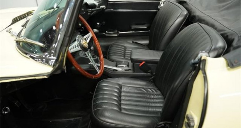 Jaguar E-Type   occasion � Le Havre - photo n�4