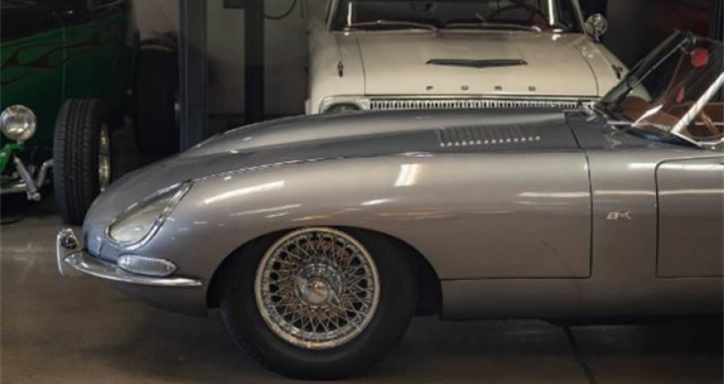 Jaguar E-Type   occasion � Le Havre - photo n�2