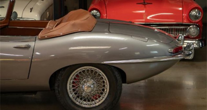 Jaguar E-Type   occasion � Le Havre - photo n�4