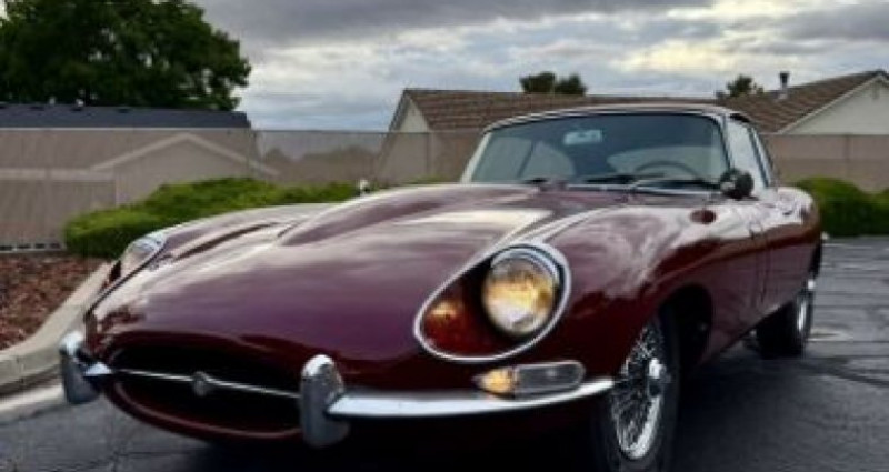 Jaguar E-Type  1968 - photo n°4 Jaguar E-Type   occasion à LYON - photo n°4