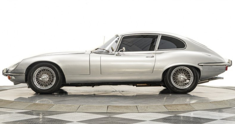 Jaguar E-Type  1971 - photo n°6 Jaguar E-Type   occasion à LYON - photo n°6