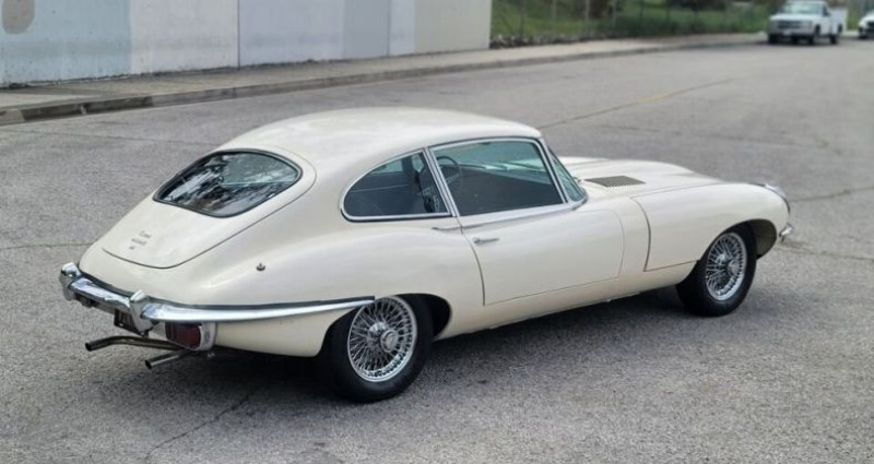 Jaguar E-Type XKE 2 2  occasion  Le Havre - photo n3