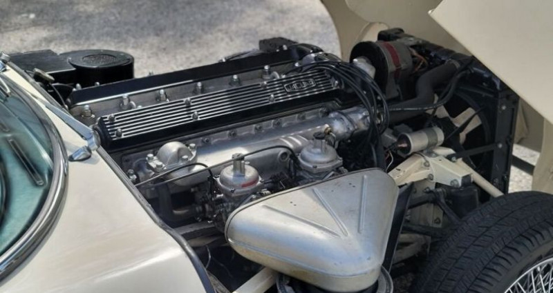 Jaguar E-Type XKE 2 2  occasion  Le Havre - photo n6