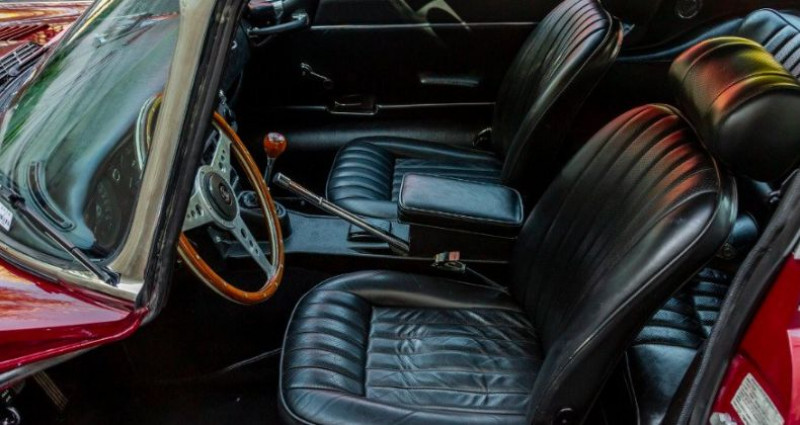 Jaguar E-Type XKE V12 2+2  occasion &agrave; Le Havre - photo n&deg;2