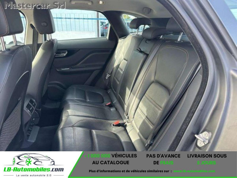 Jaguar F-Pace 2.0 D - 180 ch 2WD BVA  occasion � Beaupuy - photo n�9
