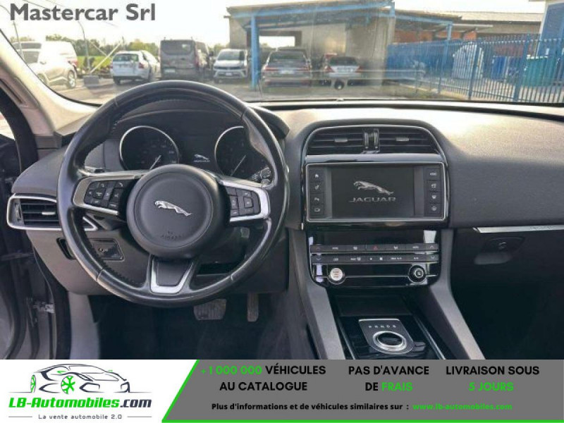 Jaguar F-Pace 2.0 D - 180 ch 2WD BVA  occasion � Beaupuy - photo n�3