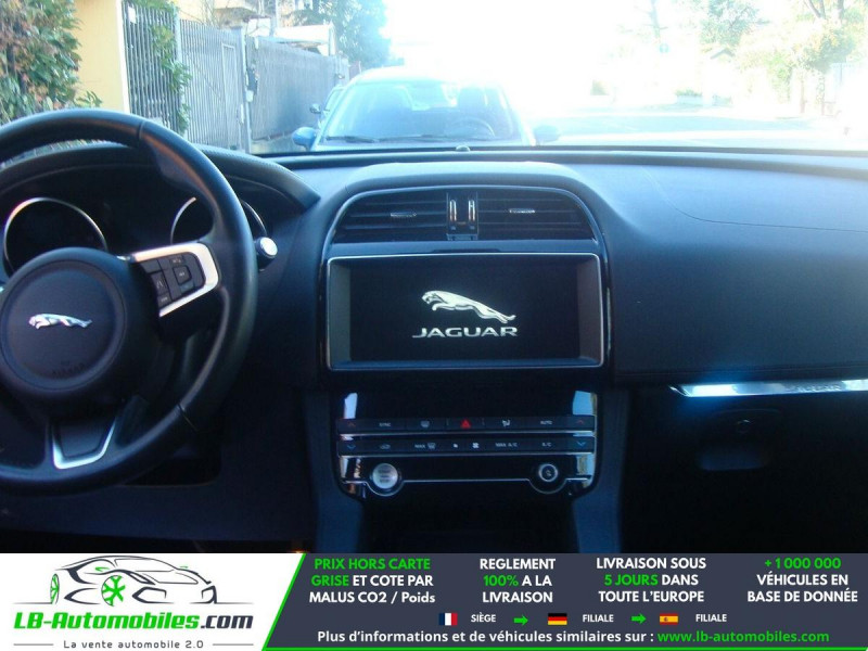 Jaguar F-Pace 2.0 D - 180 ch 2WD BVA  occasion � Beaupuy - photo n�3