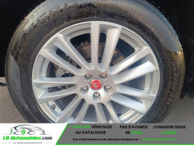 Jaguar F-Pace 2.0 D - 180 ch 2WD BVA  occasion � Beaupuy - photo n�6