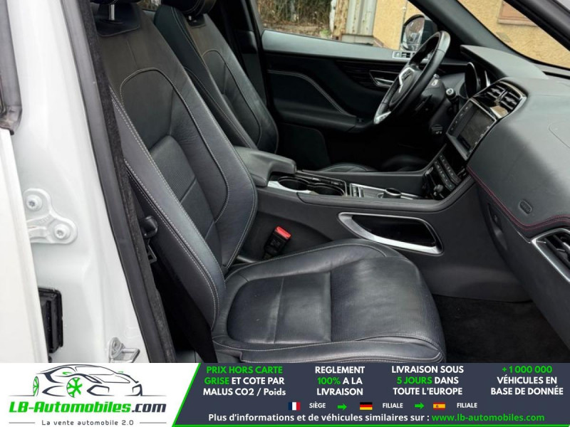Jaguar F-Pace 2.0 D - 180 ch AWD BVA  occasion � Beaupuy - photo n�8