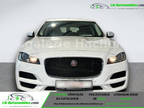 Jaguar F-Pace 2.0 D - 180 ch AWD BVA  occasion � Beaupuy - photo n�4