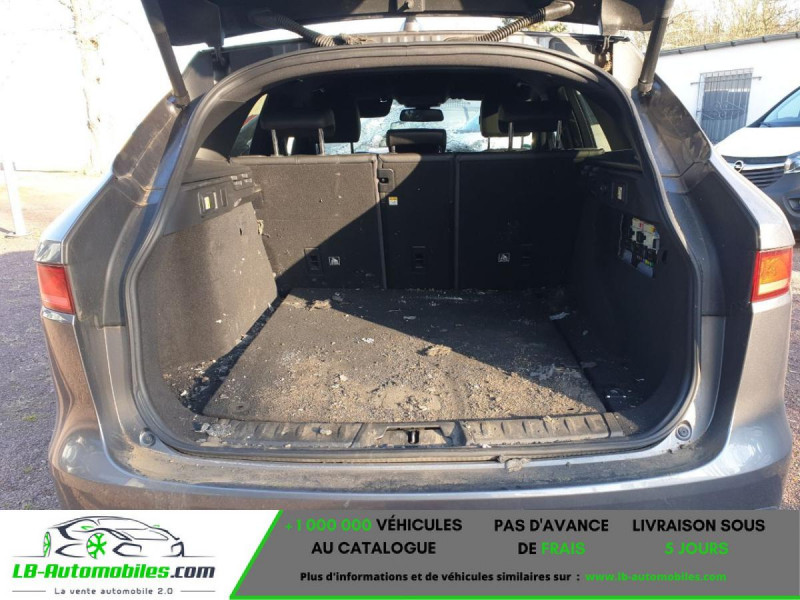 Jaguar F-Pace 2.0 D - 240 ch AWD BVA  occasion � Beaupuy - photo n�6