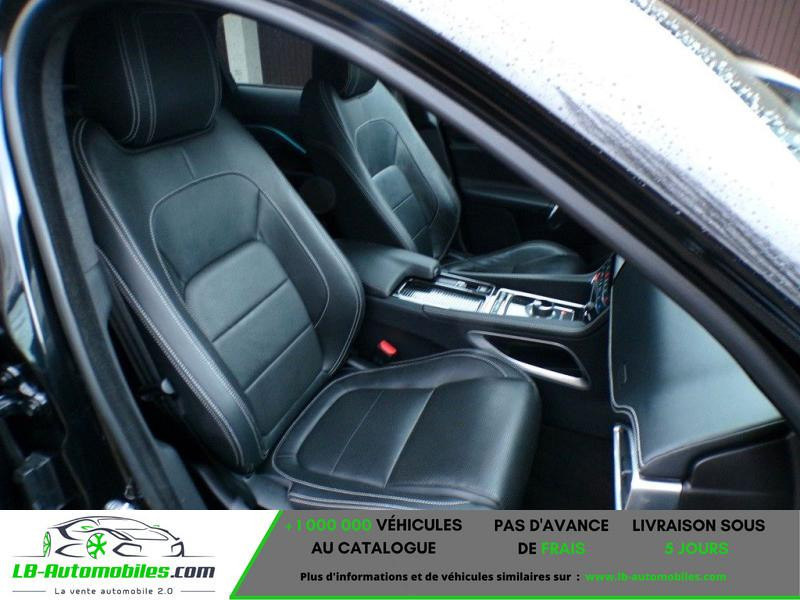 Jaguar F-Pace 2.0 P - 250 ch AWD BVA 2019 - photo n°3 Jaguar F-Pace 2.0 P - 250 ch AWD BVA  occasion à Beaupuy - photo n°3
