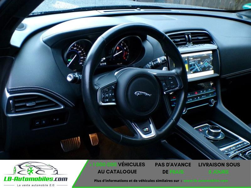 Jaguar F-Pace 2.0 P - 250 ch AWD BVA 2019 - photo n°2 Jaguar F-Pace 2.0 P - 250 ch AWD BVA  occasion à Beaupuy - photo n°2