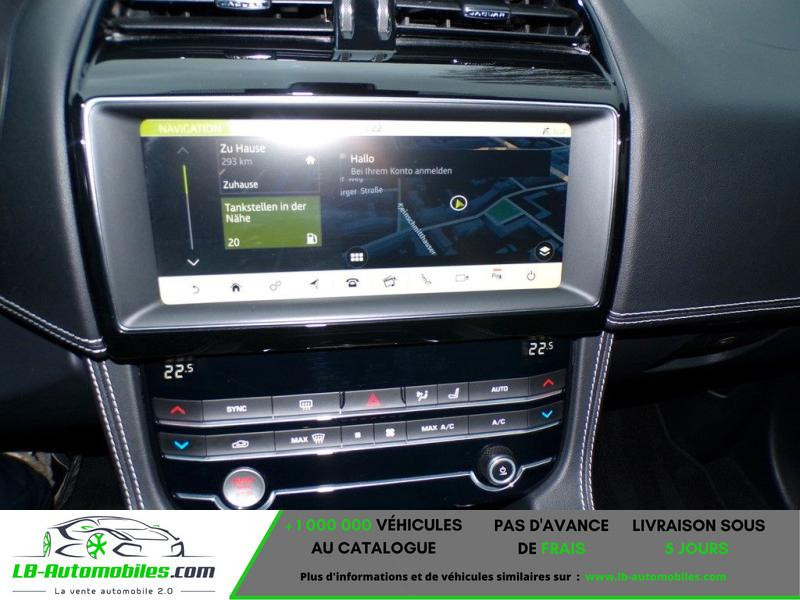 Jaguar F-Pace 2.0 P - 250 ch AWD BVA 2019 - photo n°9 Jaguar F-Pace 2.0 P - 250 ch AWD BVA  occasion à Beaupuy - photo n°9