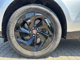 Jaguar F-Pace 2.0 - P400e  AWD BVA  occasion  Beaupuy - photo n8