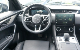 Jaguar F-Pace 2.0 - P400e  AWD BVA  occasion  Beaupuy - photo n8