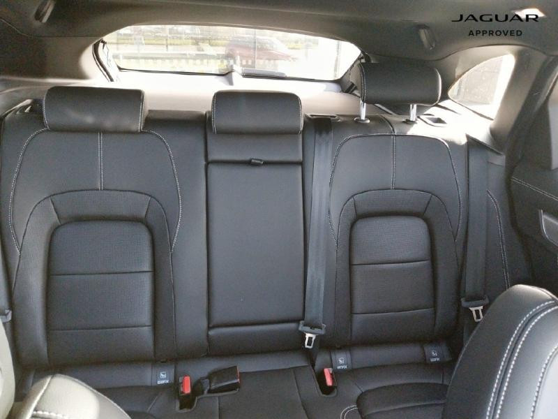 Jaguar F-Pace P400e Plug-in-Hybrid R-Dynamic SE BVA8 AWD  occasion  TOURS - photo n9