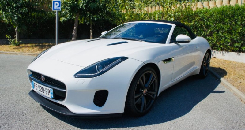 Jaguar F-Type 2.0T P300 CABRIOLET BVA8  occasion à FREJUS - photo n°2