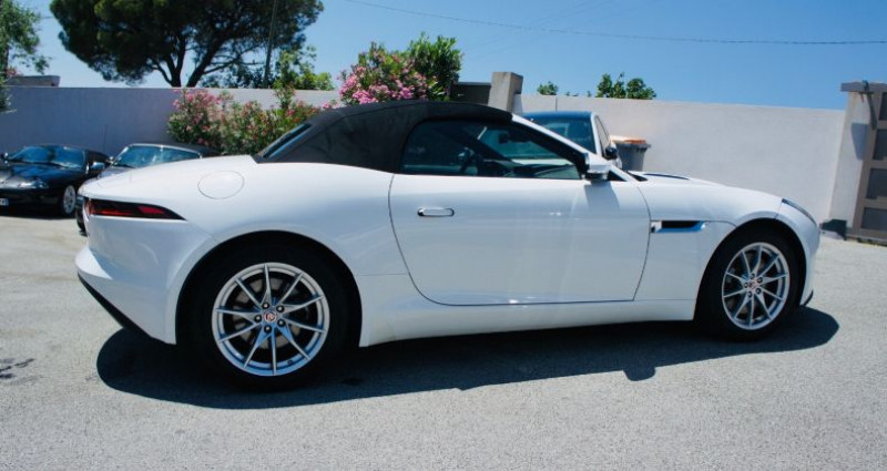 Jaguar F-Type 2.0T P300 CABRIOLET BVA8  occasion  FREJUS - photo n3