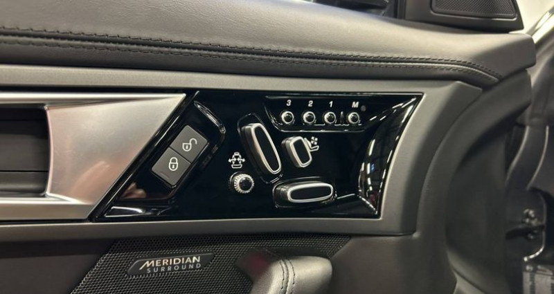 Jaguar F-Type 5.0 V8 550ch R AWD BVA8  occasion  Jouy-le-potier - photo n5