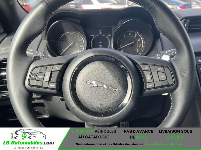 Jaguar F-Type 550 ch BVA AWD 2018 - photo n°7 Jaguar F-Type 550 ch BVA AWD  occasion à Beaupuy - photo n°7