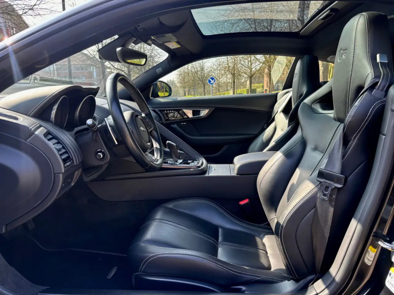 Jaguar F-Type 550 ch BVA AWD  occasion  Beaupuy - photo n2