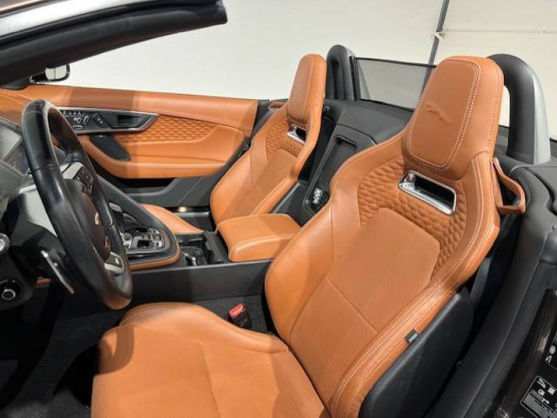 Jaguar F-Type CABRIOLET F-Type Cabriolet V8 5L Essence Suraliment 575 ch   occasion  Biéville-Beuville - photo n9