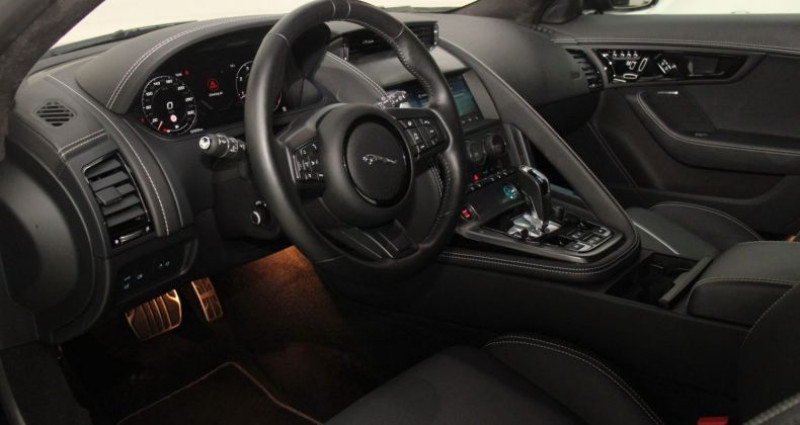 Jaguar F-Type Cabriolet P450 AWD 450Ch Edition 75 DAB LED Alarme / 36  occasion à Saint-Diry - photo n°4