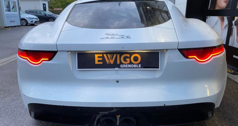 Jaguar F-Type coupe 2.0l 300ch r-dynamic camera de recul  occasion  Le Versoud - photo n5