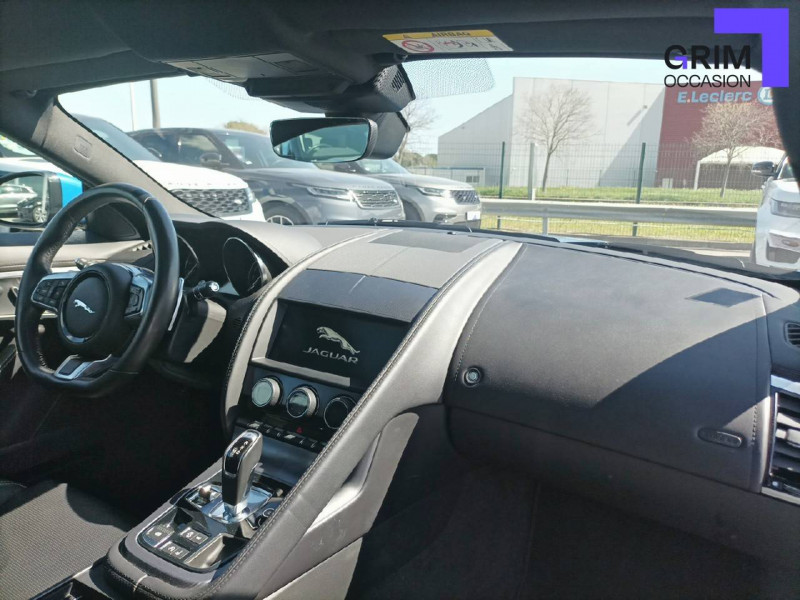Jaguar F-Type COUPE F-Type Coup V6 3L Essence Suraliment 380 ch BVM  occasion  Montpellier - photo n5