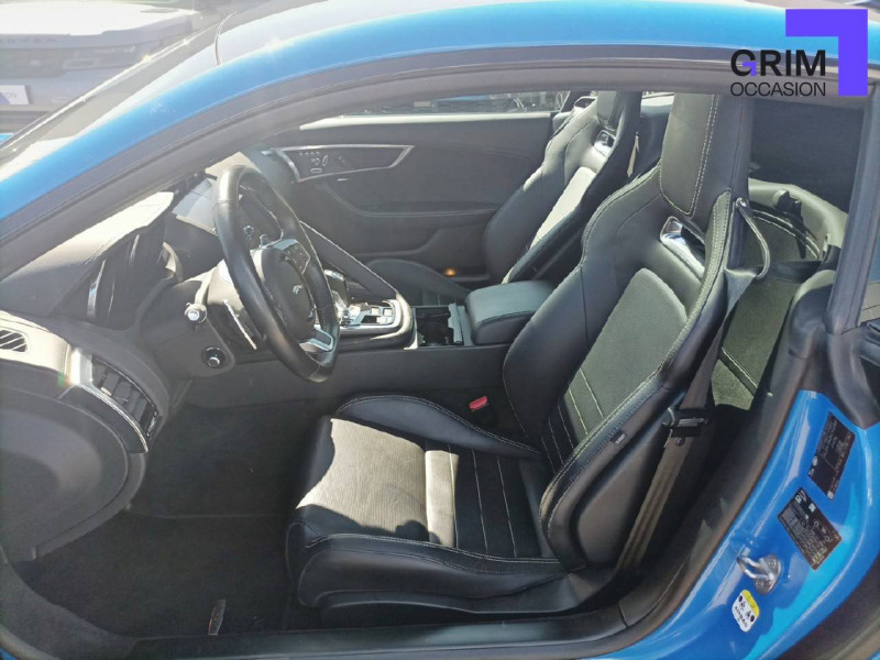 Jaguar F-Type COUPE F-Type Coup V6 3L Essence Suraliment 380 ch BVM  occasion  Montpellier - photo n4