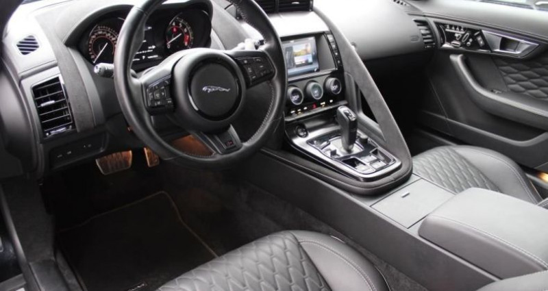 Jaguar F-Type COUPE PHASE 2 (2) 5.0 V8 575 SVR AWD BVA8  occasion  RONCQ - photo n6