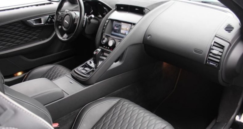 Jaguar F-Type COUPE PHASE 2 (2) 5.0 V8 575 SVR AWD BVA8  occasion  RONCQ - photo n3