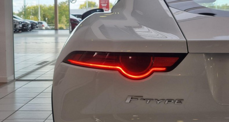 Jaguar F-Type Coupe R-Dynamic PHASE 2  occasion à Tours - photo n°7