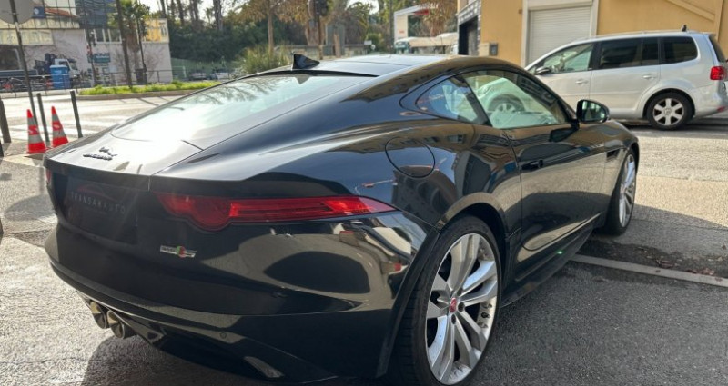 Jaguar F-Type COUPE V6 3L Essence Suralimente 380 ch BVA8 AWD R-Dynamic  occasion � NICE - photo n�5