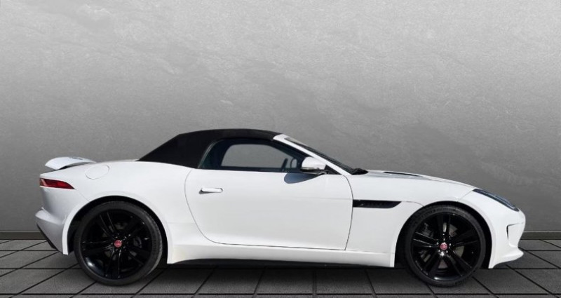 Jaguar F-Type F.TYPE Cabriolet 3.0i V6 - BVA Quickshift - Stop/Start - AWD  occasion � Ozoir-la-Ferri�re - photo n�5