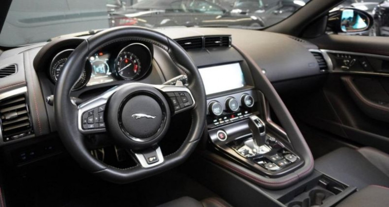 Jaguar F-Type F.TYPE Cabriolet 5.0i V8 - BVA Quickshift - Stop/Start - AWD  occasion  Ozoir-la-Ferrire - photo n5