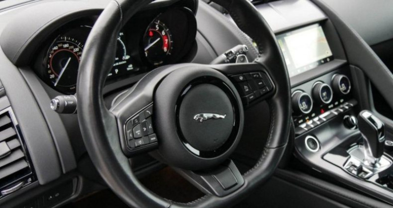 Jaguar F-Type F.TYPE Coup 2.0i - BVA Quickshift - Stop/Start R-Dynamic PH  occasion  Ozoir-la-Ferrire - photo n5