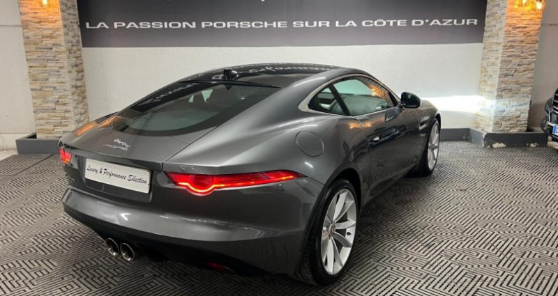Jaguar F-Type F.TYPE Coupé 3.0i V6 340CH - Siège Racing - Toit pano - Etat 2016 - photo n°5 Jaguar F-Type F.TYPE Coupé 3.0i V6 340CH - Siège Racing - Toit pano - Etat  occasion à Antibes - photo n°5
