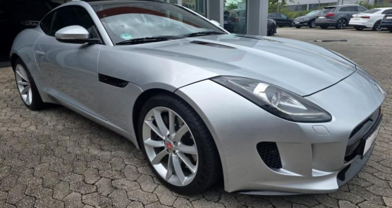 Jaguar F-Type F.TYPE Coup 3.0i V6 - BVA Quickshift - Stop/Start . PHASE 1  occasion à Ozoir-la-Ferrire - photo n°3