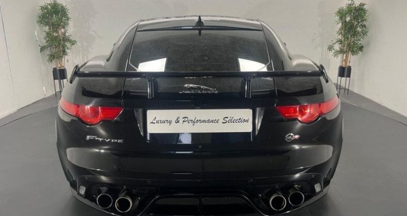 Jaguar F-Type F.TYPE Coup� SVR 5.0 V8 575 CH - AWD - Toit pano -Carbone -   occasion � Antibes - photo n�4