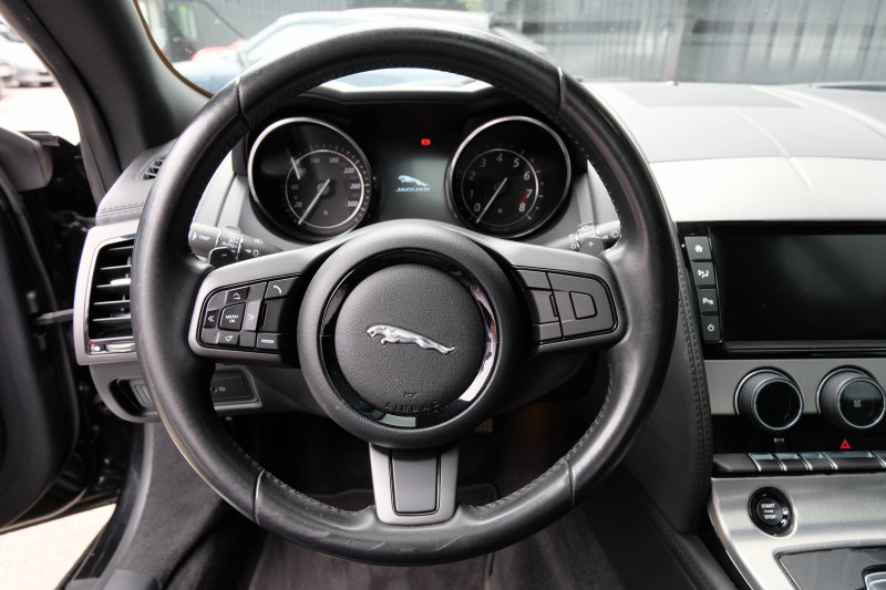 Jaguar F-Type F-Type Coup V6 3L Essence Suraliment 340 ch BVA8  2p  occasion  Annemasse - photo n10