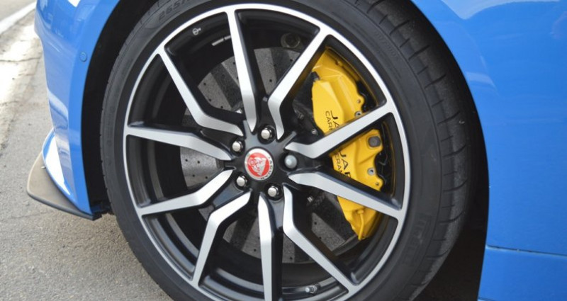 Jaguar F-Type SVR Cabriolet 575 ch V8 AWD 1 MAIN - 18.000 km 2017 - photo n°7 Jaguar F-Type SVR Cabriolet 575 ch V8 AWD 1 MAIN - 18.000 km  occasion à Lille - photo n°7