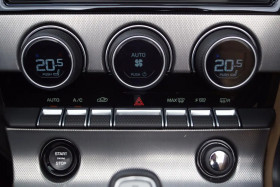 Jaguar F-Type V6 3L  340 ch BVA  occasion  Beaupuy - photo n8